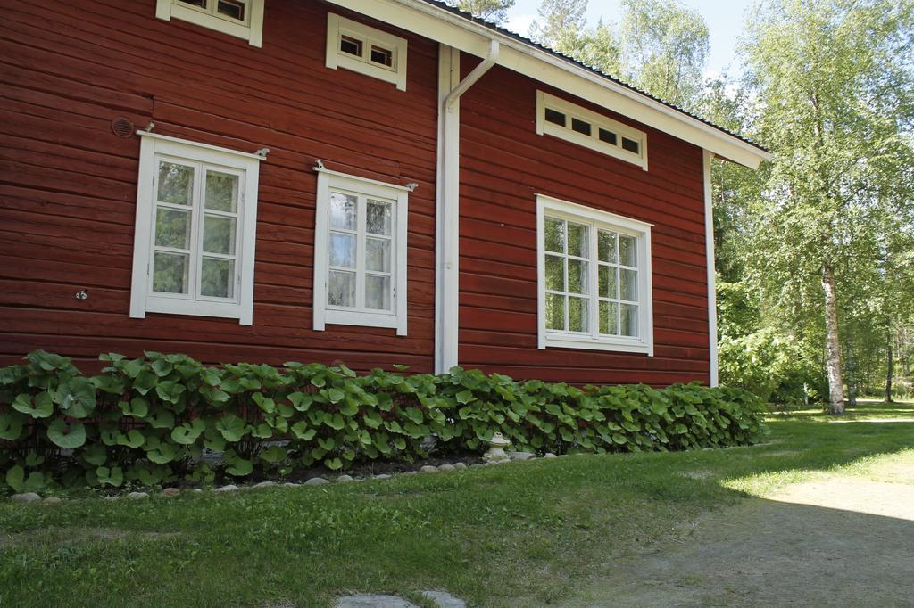 Loma-Vietonen Holiday Village Мельтосярви Экстерьер фото